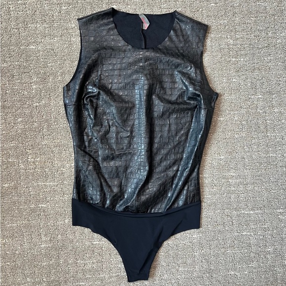 commando Faux Leather Croc Print Animal Crew Neck Bodysuit Black Size Small - Picture 1 of 6
